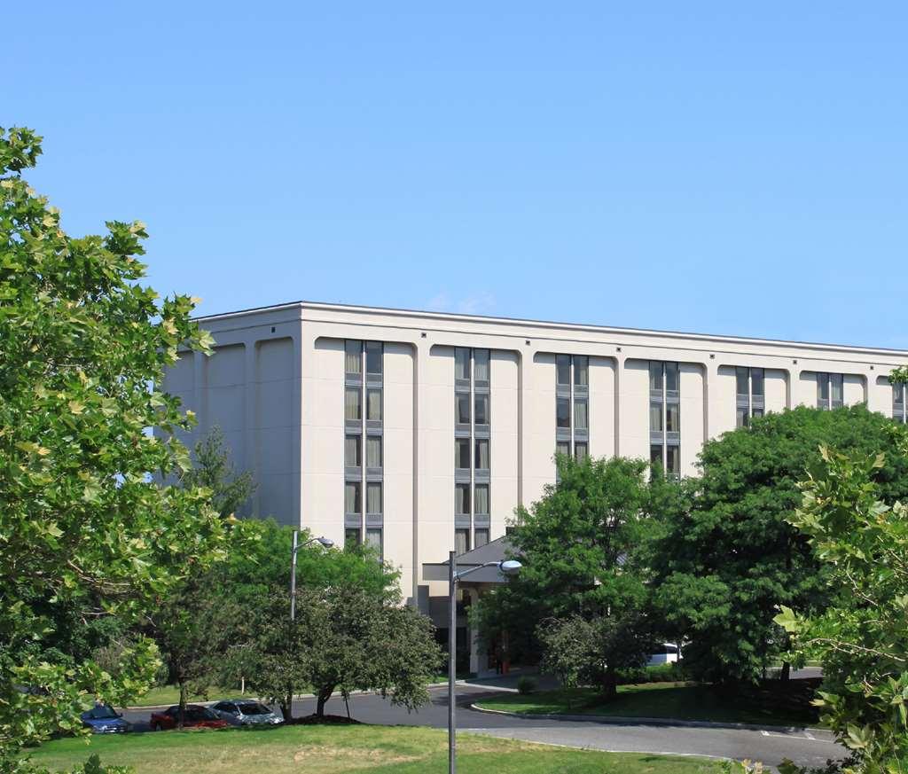 Best Western Plus Meadowlands Secaucus Dış mekan fotoğraf