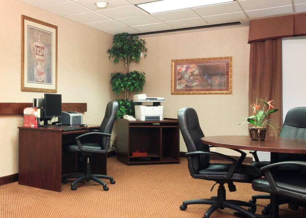 Best Western Plus Meadowlands Secaucus Konforlar fotoğraf